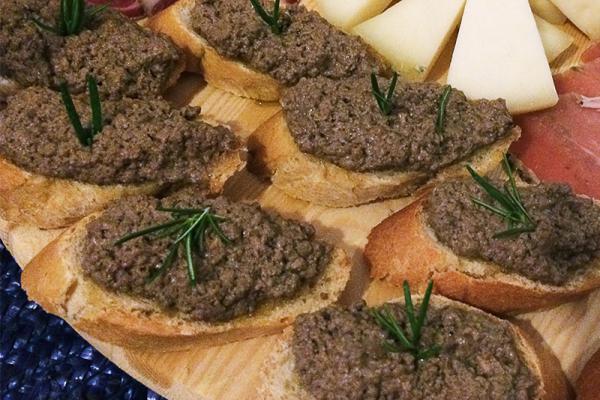 Patè di Olive nere